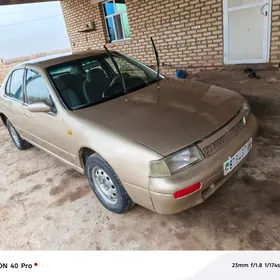 Nissan Bluebird 1996