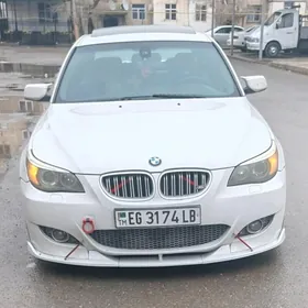 BMW E60 2004
