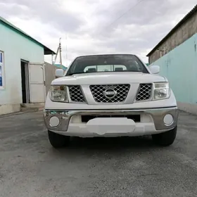 Nissan Navara 2010