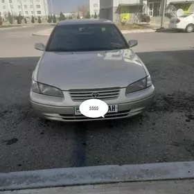 Toyota Camry 1998