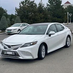 Toyota Camry 2022