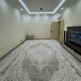 Mir8/5 Pol Elitka 3komnat