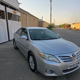 Toyota Camry 2011