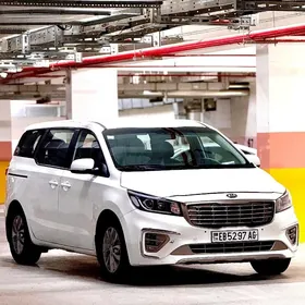 Kia Sedona 2020