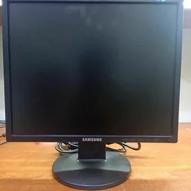 Monitor 19 lyk Монитор