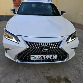 Lexus ES 350 2022