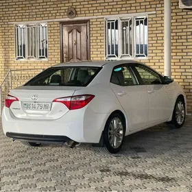 Toyota Corolla 2015