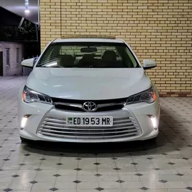 Toyota Camry 2016