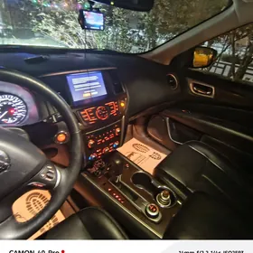 Nissan Pathfinder 2020