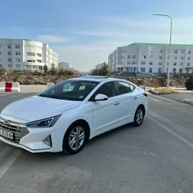 Hyundai Elantra 2020