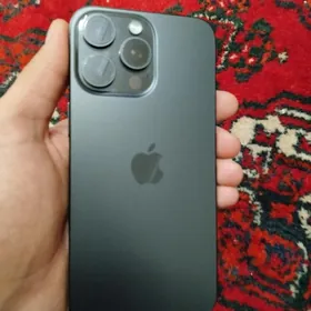 айфон 15 про Макс