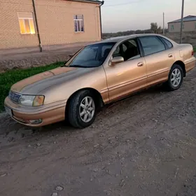 Toyota Avalon 1999