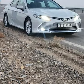 Toyota Camry 2022