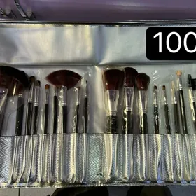 Кисти для макияжа