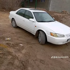 Toyota Camry 1997