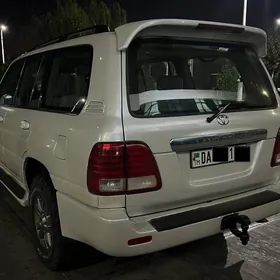 Toyota Land Cruiser 2000