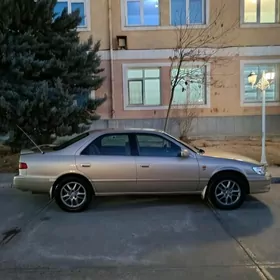 Toyota Camry 1998
