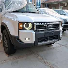 Toyota Land Cruiser Prado 2025
