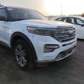 Ford Explorer 2021