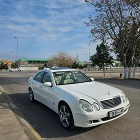 Mercedes-Benz E320 2003