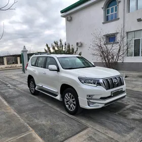 Toyota Land Cruiser Prado 2023