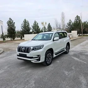 Toyota Land Cruiser Prado 2023