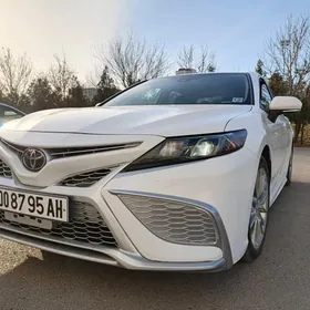 Toyota Camry 2022