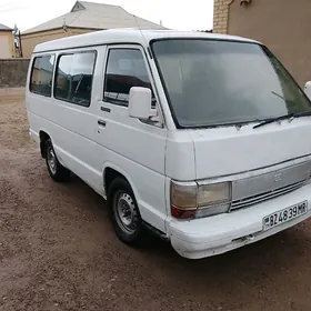 Toyota Hiace 1990