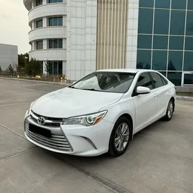 Toyota Camry 2015