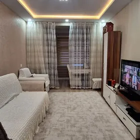 4mkr 1etaj 1komnat 2edilen