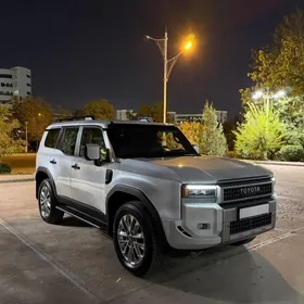 Toyota Land Cruiser Prado 2025