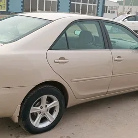 Toyota Camry 2003