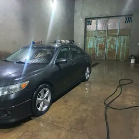 Toyota Camry 2010