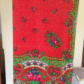 Платок шерстяной с люрексом, Япония. Новый.