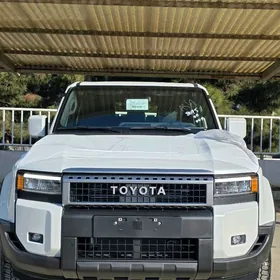Toyota Land Cruiser Prado 2025