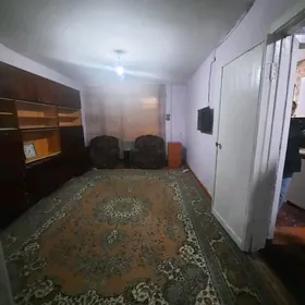 ARENDA GAGARINA 2 KOM