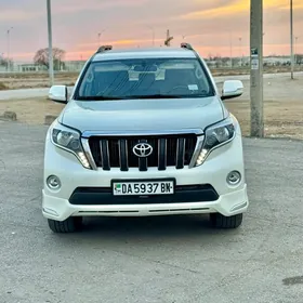 Toyota Land Cruiser Prado 2010