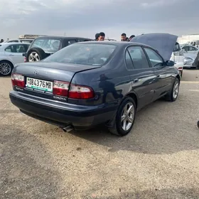 Toyota Corona 1995