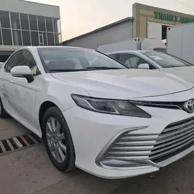 Toyota Camry 2022