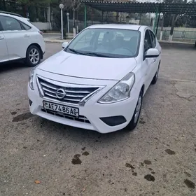 Nissan Sunny 2022