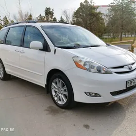 Toyota Sienna 2007