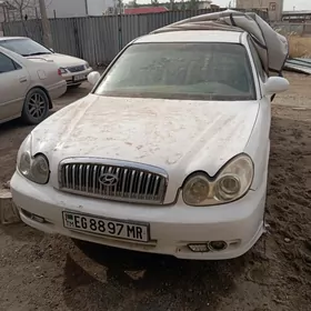 Hyundai Sonata 2001