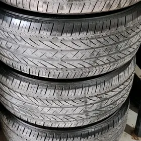 235 45 18 Bredistone