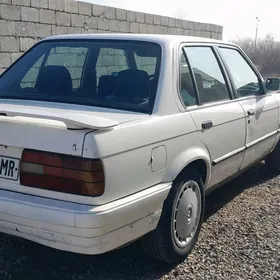 BMW 320 1987