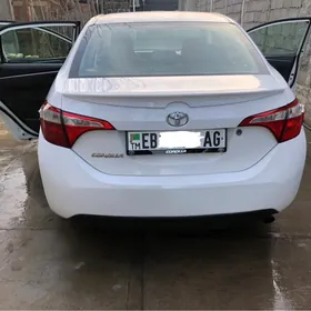 Toyota Corolla 2015