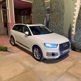 Audi Q7 2017