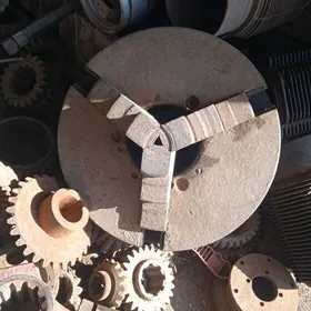 tokarny tokor patron