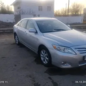Toyota Camry 2010