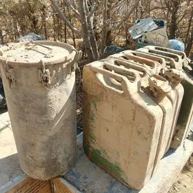 kanistor канистра