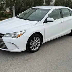 Toyota Camry 2015